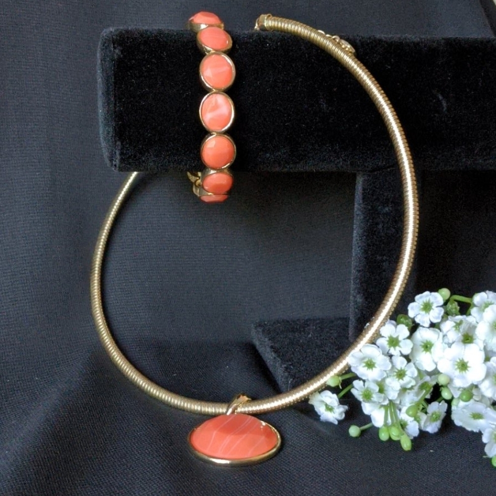 ORANGE/CORAL NECKLACE & BRACELET SET